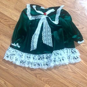 Forest green vintage dress💚